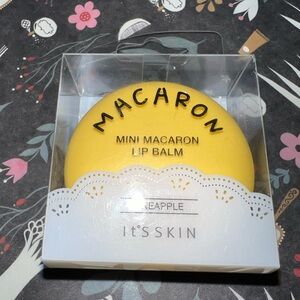 It’s Skin Pineapple Yellow Macaron Lip Balm